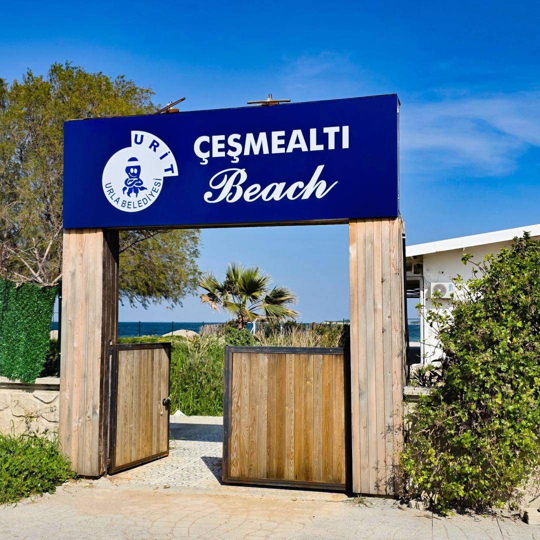 Çeşmealtı Beach
